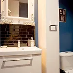 Ideal Pro & Couple - 2 Theme Boho Chic Rdc & Dandy 1er Etage - Quartier Calme - Jardin - Wifi Hd - Smart Tv - Parking Gratuit - Proche Centre & Transports - Ask Апартаменты Валансьен