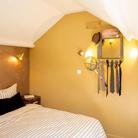 아파트 Ideal Pro & Couple - 2 Theme Boho Chic Rdc & Dandy 1er Etage - Quartier Calme - Jardin - Wifi Hd - Smart Tv - Parking Gratuit - Proche Centre & Transports - Ask 발랑시엔