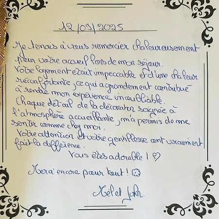 Apartament Ideal Pro & Couple - 2 Theme Boho Chic Rdc & Dandy 1er Etage - Quartier Calme - Jardin - Wifi Hd - Smart Tv - Parking Gratuit - Proche Centre & Transports - Ask
