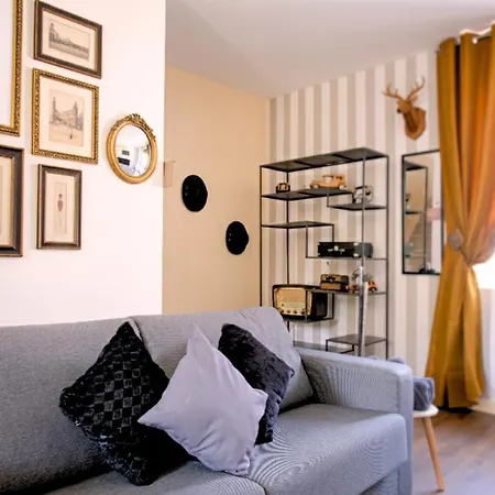 Ideal Pro & Couple - 2 Theme Boho Chic Rdc & Dandy 1er Etage - Quartier Calme - Jardin - Wifi Hd - Smart Tv - Parking Gratuit - Proche Centre & Transports - Ask *